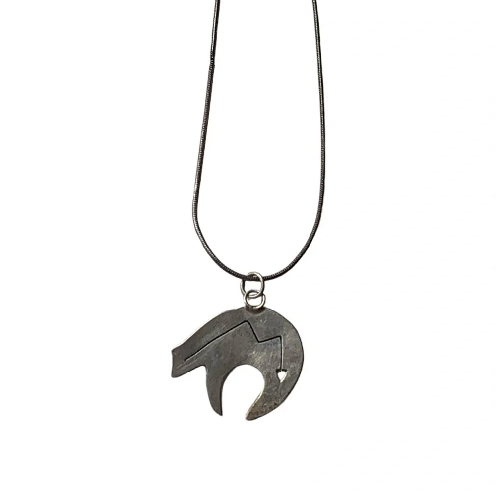 Navajo Native American Southwestern Sterling Silver Bear Unisex Necklace - Picture 2 of 7